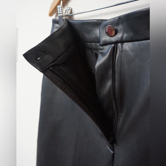 ANNE KLEIN Wide Leg Black Vegan Leather Ankle Pants (US 8) - Picture 4 of 10